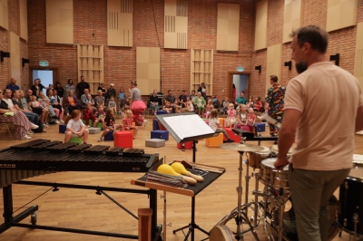 Panna Melodianna i Rytmisław Stukpuk w muzycznej podróży